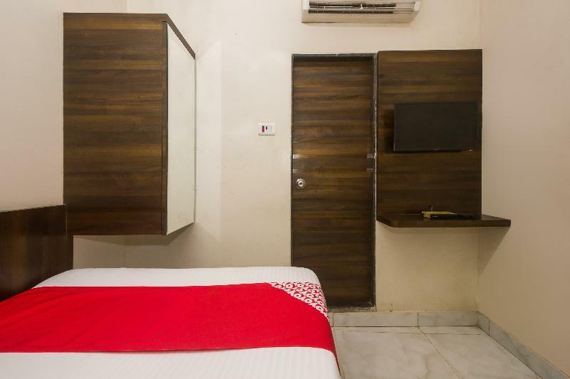 Oyo 8193 Hotel Pearl View Mumbai Exteriör bild